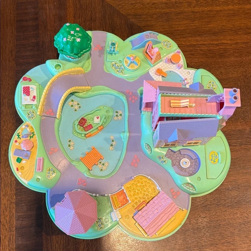 Vintage Polly Pocket 1991 - Polly’s Dream World Playtime Mansion